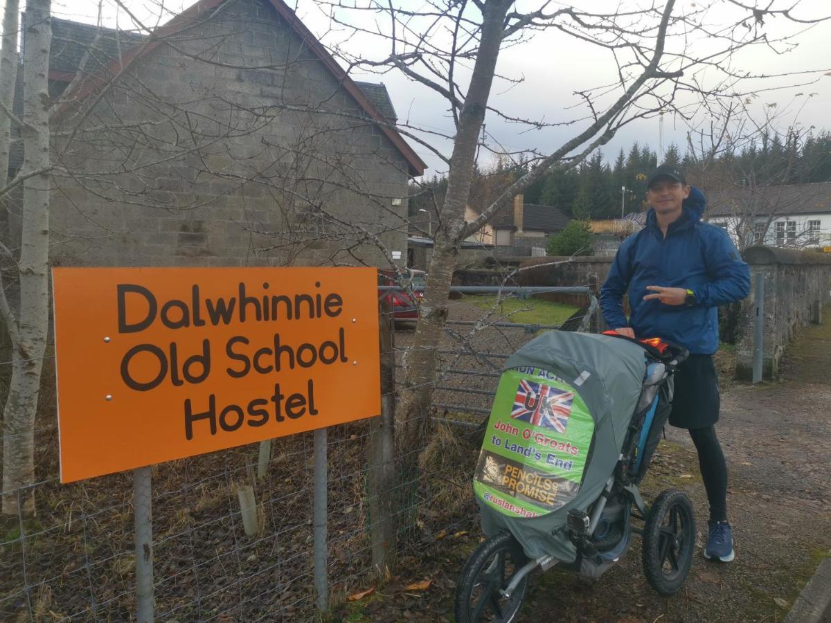 Dalwhinnie Old School Hostel Buitenkant foto